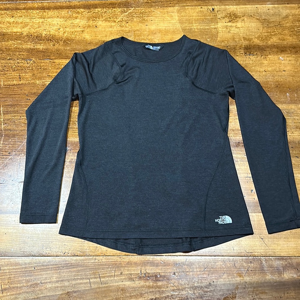 North Face women’s black workout top size M